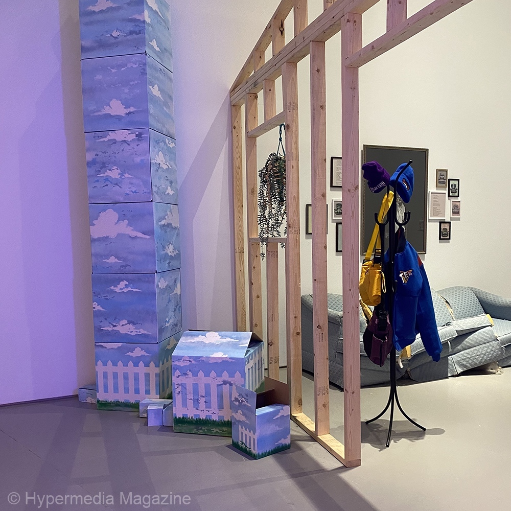 Artist Run Spaces, Exhibition 'Blue-House'