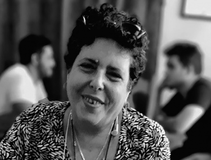 Mariela Varona: “Entre café y café y cigarro y cigarro” - Jeanie R. C. Toscano